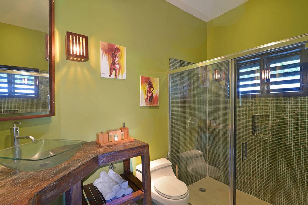 Luxury Villa Sleeps 6, Beach Access, מונטגו ביי מראה חיצוני תמונה